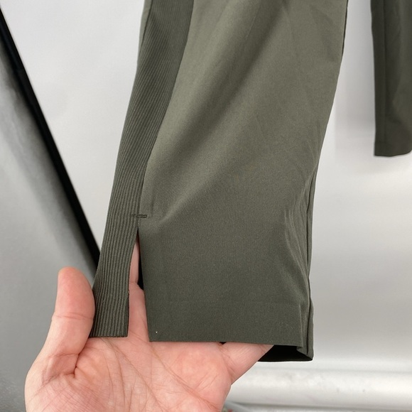 Athleta Brooklyn Ankle Pants Womens Size 8 Green Athletic Pull-on Sporty - Picture 7 of 15